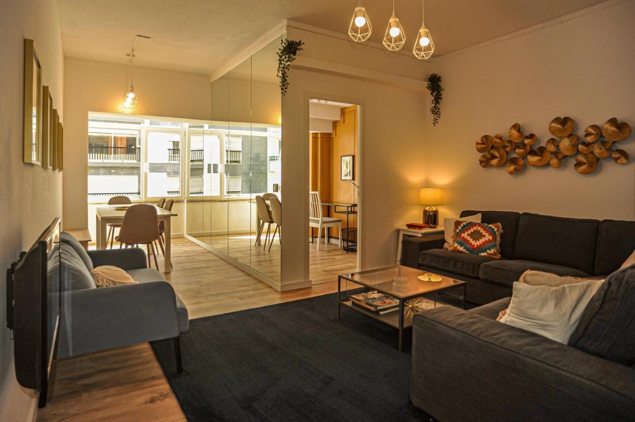 Guesthouse Marques De Pombal - 8 Bedroom Apartment Lisbon Exterior photo