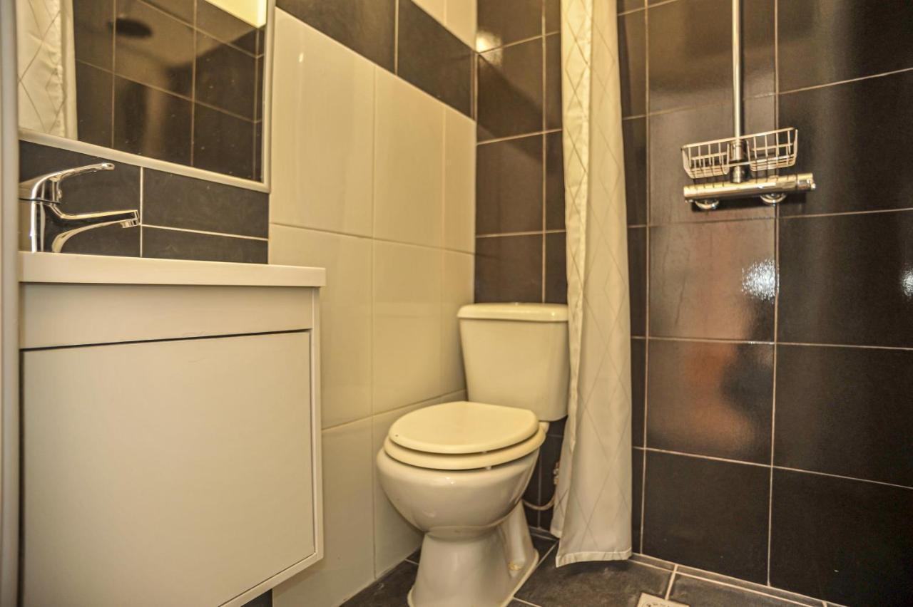 Guesthouse Marques De Pombal - 8 Bedroom Apartment Lisbon Exterior photo