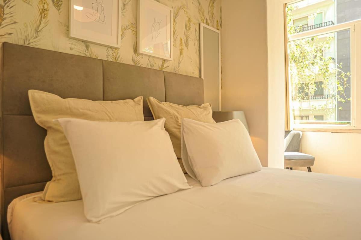 Guesthouse Marques De Pombal - 8 Bedroom Apartment Lisbon Exterior photo