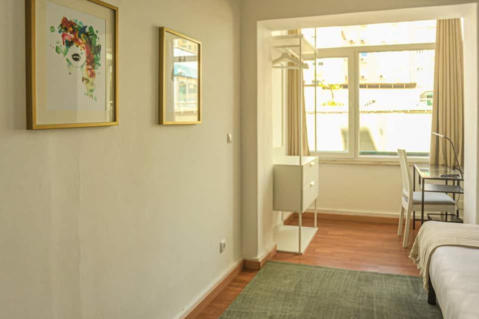 Guesthouse Marques De Pombal - 8 Bedroom Apartment Lisbon Exterior photo